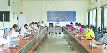 DC holds meet with school heads on stalling of fees
