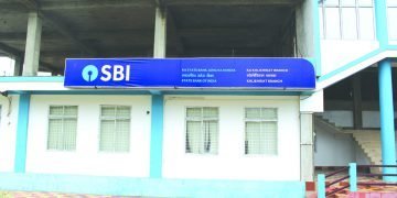 Three SBI branches sealed after manager test positive