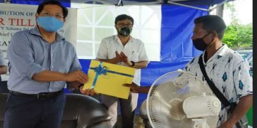 Chief Minister distributes power tillers to farmers