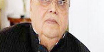 Guv tests negative, 59 staffers asymptomatic
