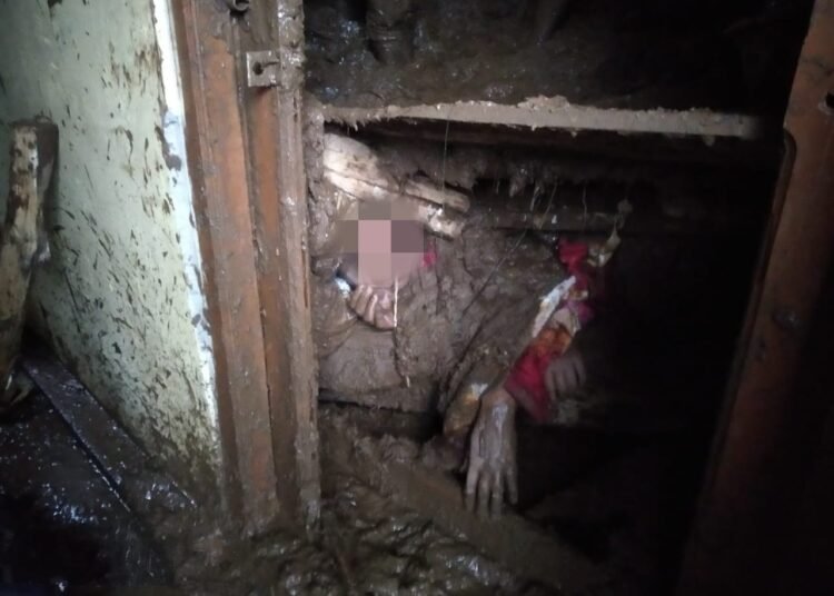 1 killed by landslide at Madanryting