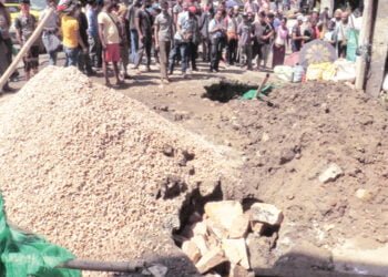 Bus association protest against alteration of Ïew Mawlong parking lot