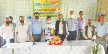 Ri-Bhoi teen who saved 4 from drowning felicitated