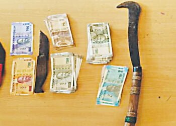 Gang of dacoits arrested, five held