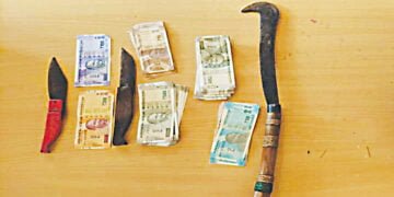 Gang of dacoits arrested, five held