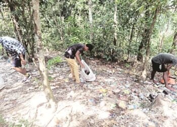Good Samaritans undertake clean-up in Baghmara Reserve