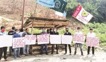 Disillusioned with Govt, pressure groups set up own infiltration checkpoint