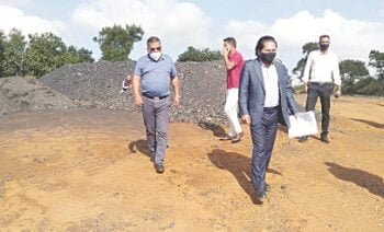 Mukul inspects West Jaiñtia Hills coal dump; reiterates corruption charges