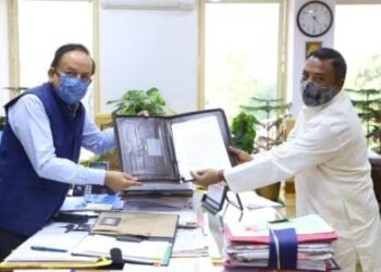 Hek requests more funding to fight Covid-19 from New Delhi