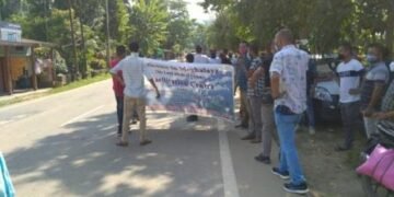 Pressure groups set up own check point at Bajengdoba