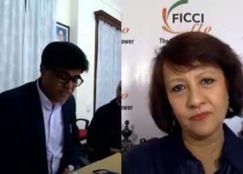 Agreement signed to support entrepreneurs between IESC and FICCI FLO