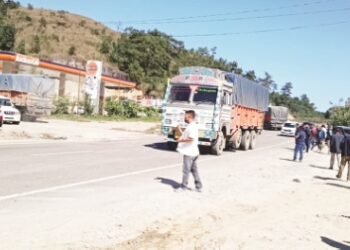 Truck owners, transporters strike against cement plants