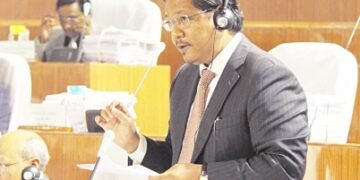 Government for rapid set-up of 2 dozen entry-exit points: Conrad