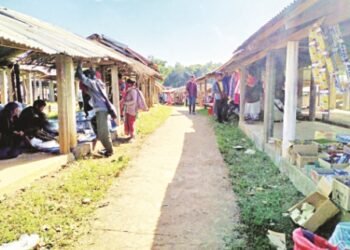 Umden weekly market reopens after 9 long months