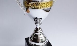 Shella calls students to apply for excellence award