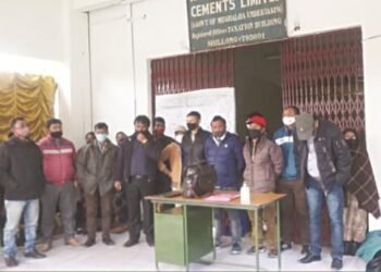 MCCL employees begin indefinite fast