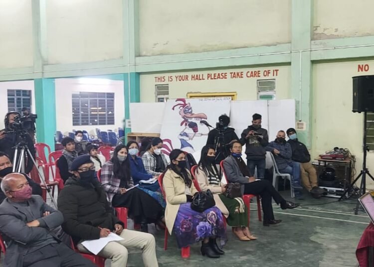 Risks of internet use laid out at awareness programme