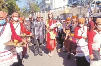 Pageant winner given warm welcome by Laban