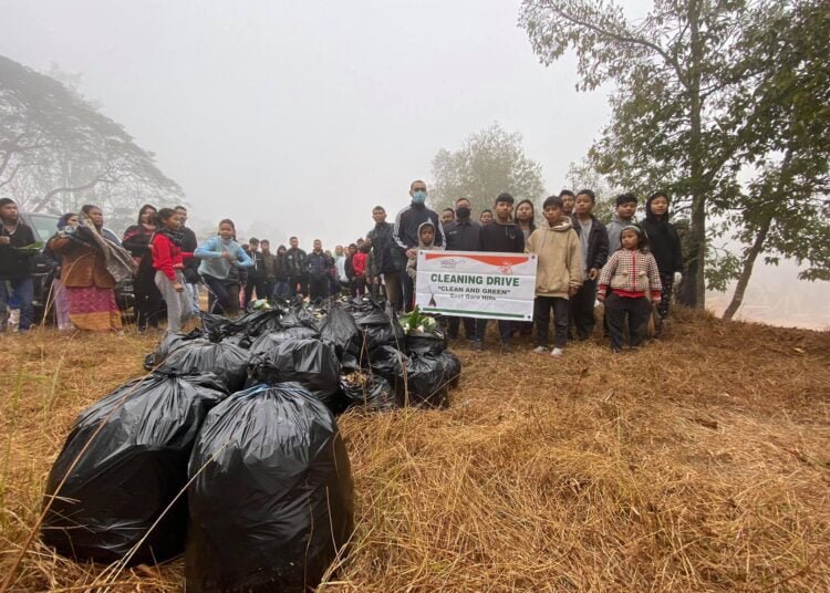 Massive haul of trash collected after impromptu cleaning drive