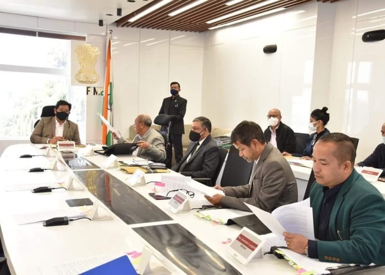 Cash-strapped M’laya cuts alcohol VAT, offers tax rebates to Govt officials