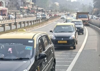 Trade unions request CM to sort out transport strike mess