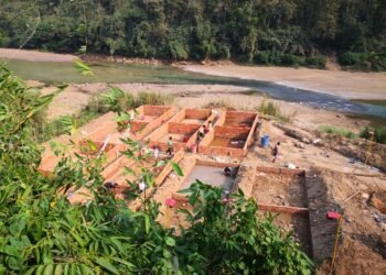 Algae-based process to cure Lukha River after Kyrhuhkhla success