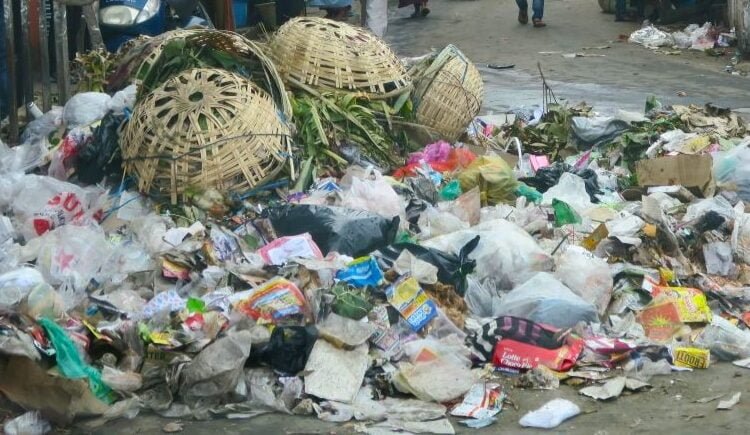 Govt issues notification on plastic use, 5-year jail-term for violators