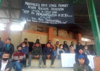 Contractual teachers begin 3-day sit-in