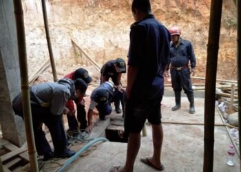 Five die of suffocation inside water well in Mihmyntdu