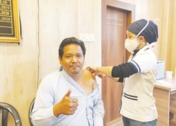 Ampareen wants MLAs classed as ‘frontline workers’ for Covid-19 vaccine