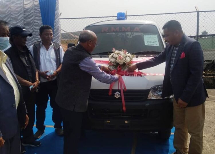 Prestone urges mine owners to obtain leases