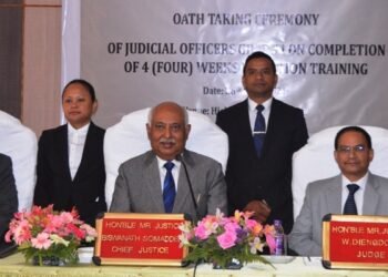 Chief Justice administers oath to Grade 1 judicial officers