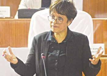 Leave Govt if unhappy: Ampareen to junior MDA partners