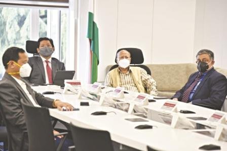 ‘Could have 10,000 active Covid-19 cases by month-end’