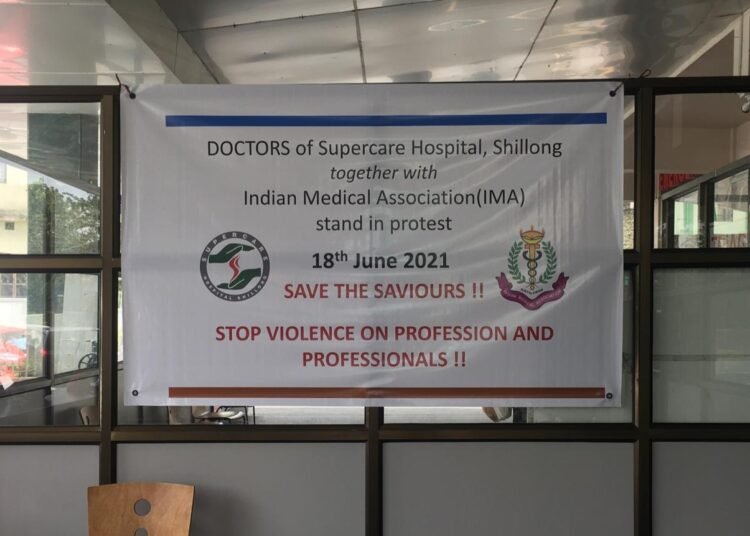 Doctors protest violence against health workers