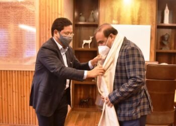 Meghalaya CM welcomes his counterpart in Shillong