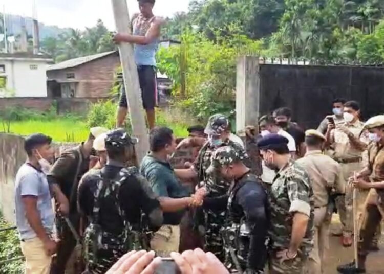 Mawhati MDC manhandled by Assam Police in border flare-up