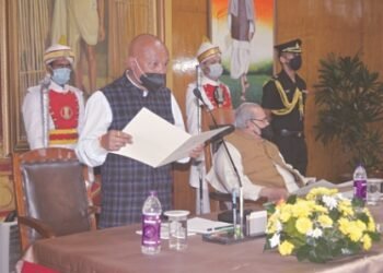 Sanbor takes Hek’s place in cabinet