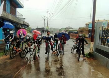 Cycle rally held in Mairang to honour independence heroes