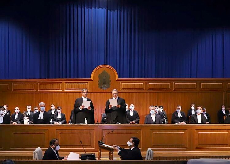 For first time, nine new Supreme Court judges take oath in one go