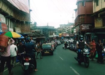 Containment measures extended, tourists not permitted yet