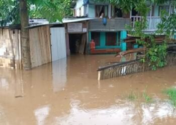 Ri-Bhoi hit by flash floods