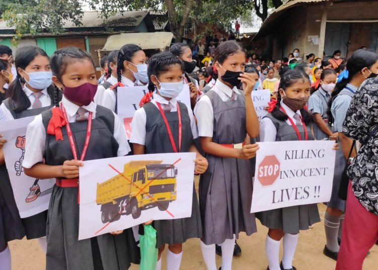 Purakhasia holds massive rally to condemn road deaths