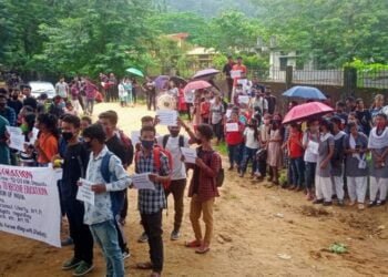 Demand for transfer of SGH college principal over vax storm