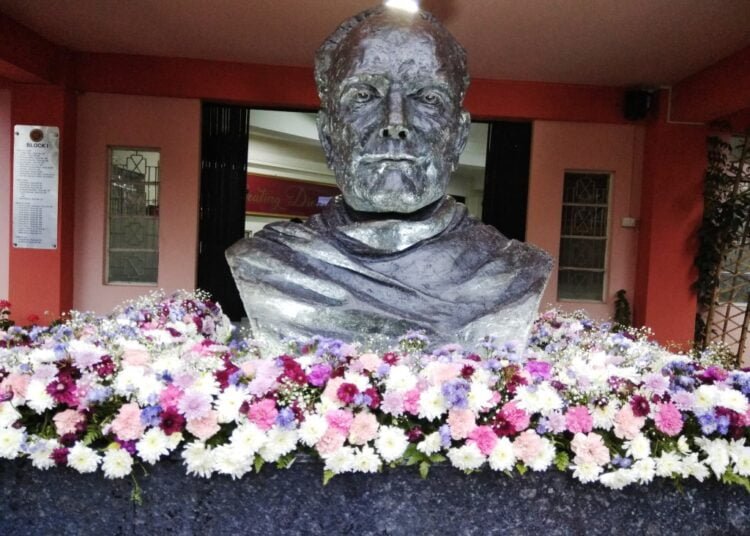 Ishwar Chandra Vidyasagar bronze bust unveiled at Women’s College