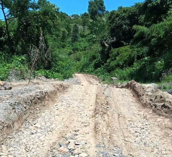 Villagers to hold black-flag march to highlight poor road