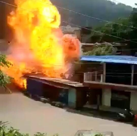 3 shops gutted in fire at Hawakhana