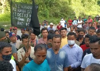 Villages continue to oppose wine shop