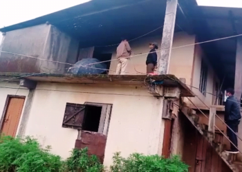 Couple found dead inside rented home, child rescued