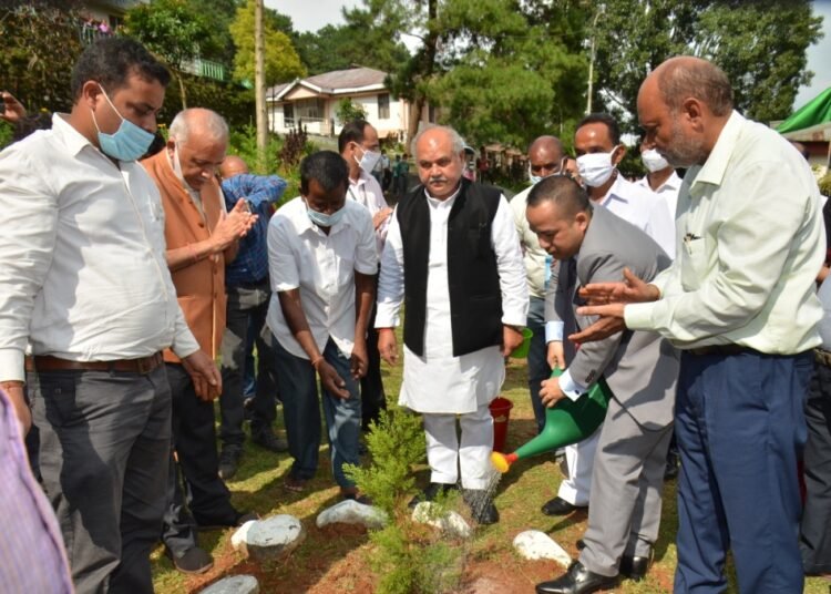 Union Agri minister visits ICAR